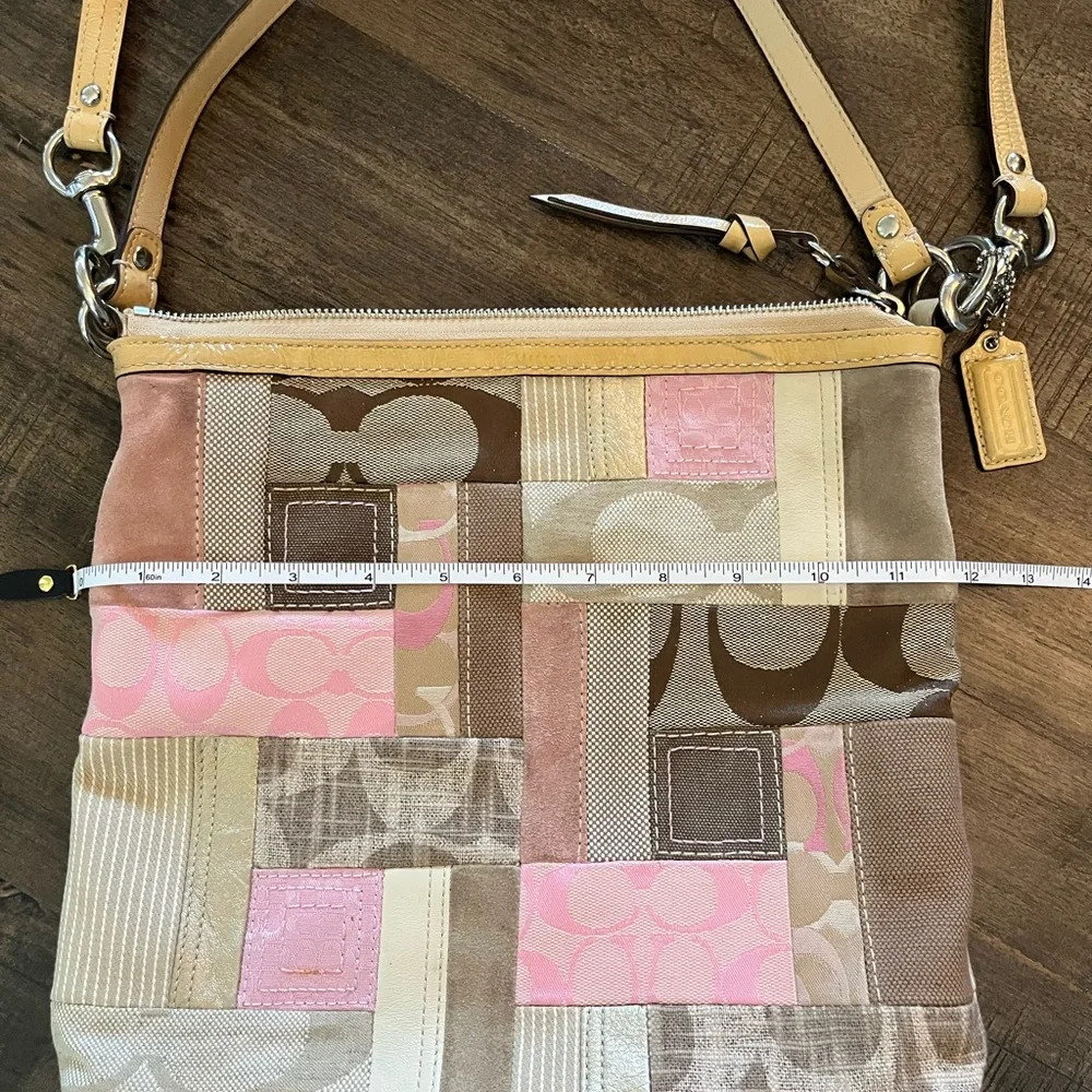 Y2K Coach | Patchwork Shoulder Bag - Picture 10 of 12